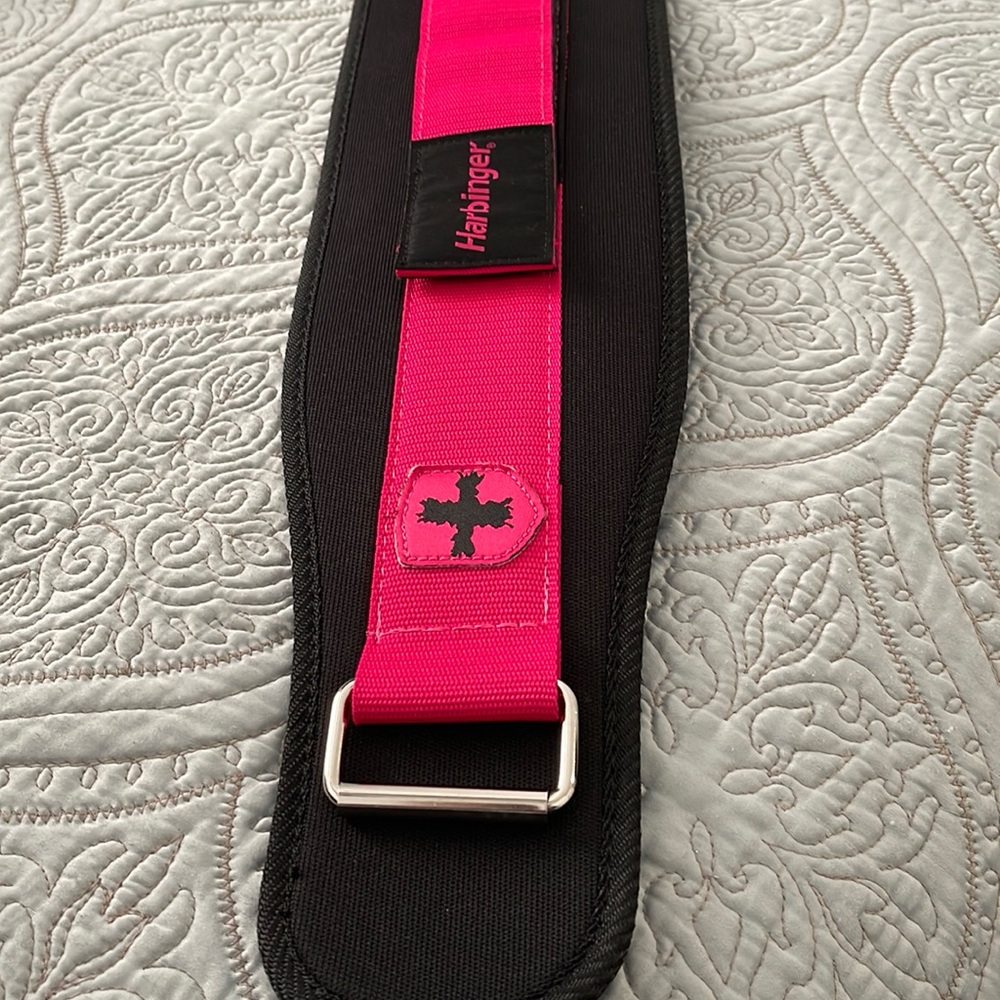 Harbinger weight-lifting belt for back support size small